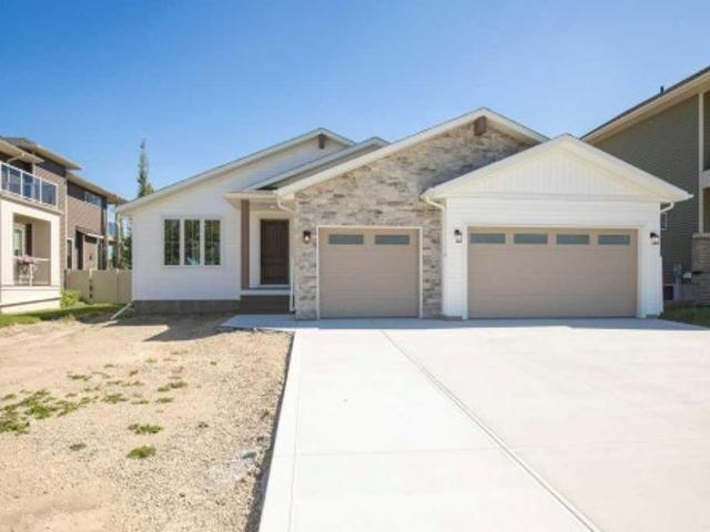 4975 60 Avenue, Innisfail, AB, T4G 0N6 house for sale | Listing ID A2339 | Royal LePage