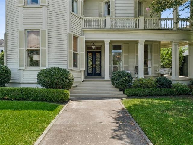 497 Audubon Street