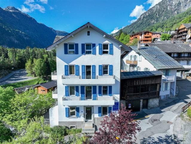 497 m² großes Gästehaus mit separatem Apartment