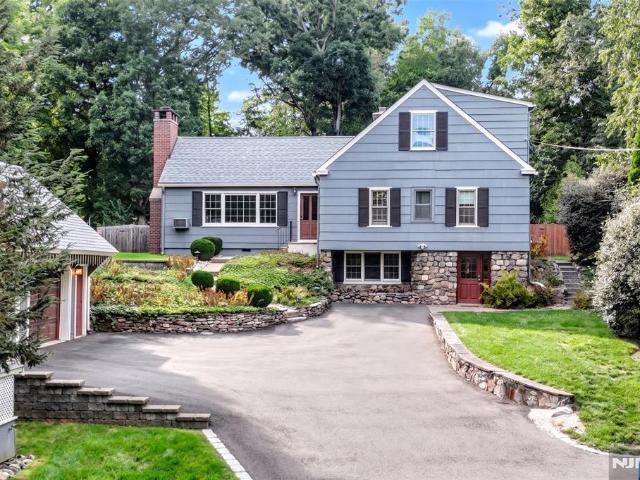 497 W Saddle River Road