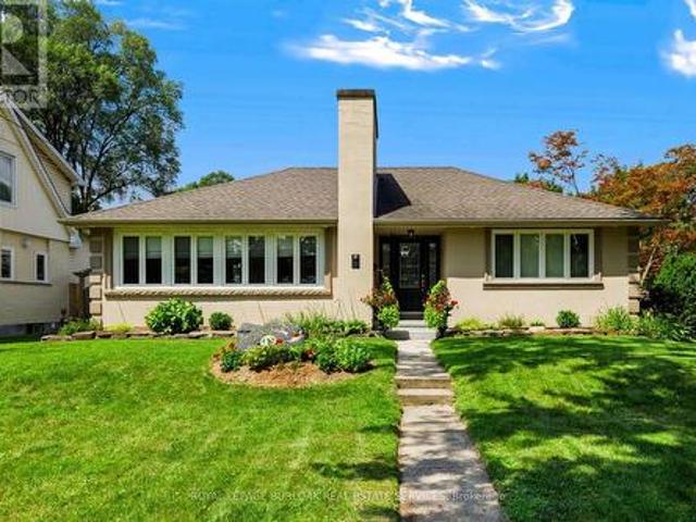 497 Townsend Avenue, Burlington, ON, L7T 2B2 house for sale | Listing ID W14081 | Royal LePage