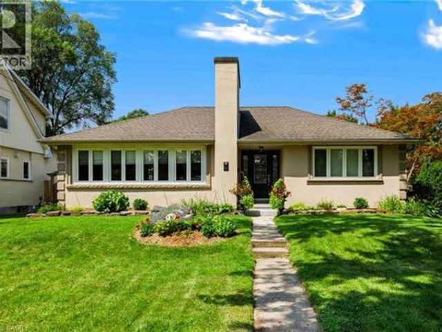 497 Townsend Avenue, Burlington, ON, L7T 2B2 house for sale | Listing ID 40870 | Royal LePage