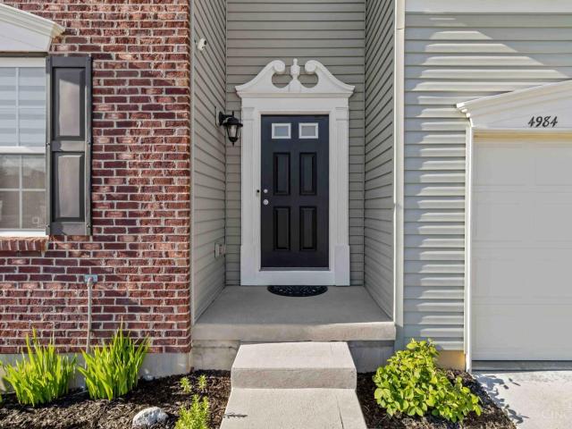 4984 Mary Louise Court