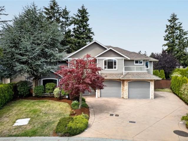 4982 La Quinta Pl, Saanich, BC, V8W 3G9 house for sale | Listing ID 1043 | Royal LePage