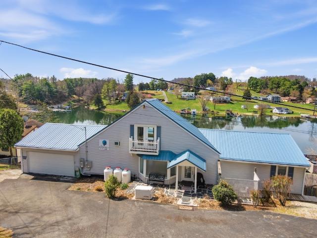 4983 Blue Sky Ln