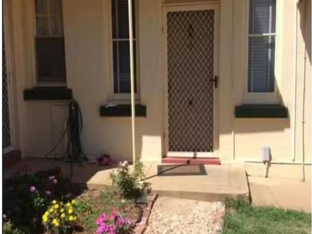 4/98 Griffin Ave, East Tamworth Apartment for rent Listed by.