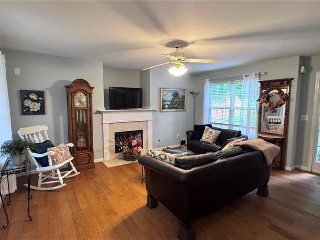 4995 Meadow Overlook
