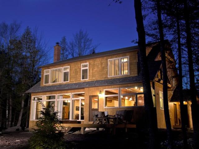 4997 Bridge St, Carrabassett Valley, ME 04947