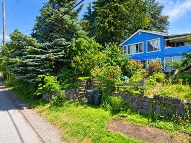 4990 Empire Drive, Burnaby, BC, V5B 1M6 house for sale | Listing ID R3169 | Royal LePage
