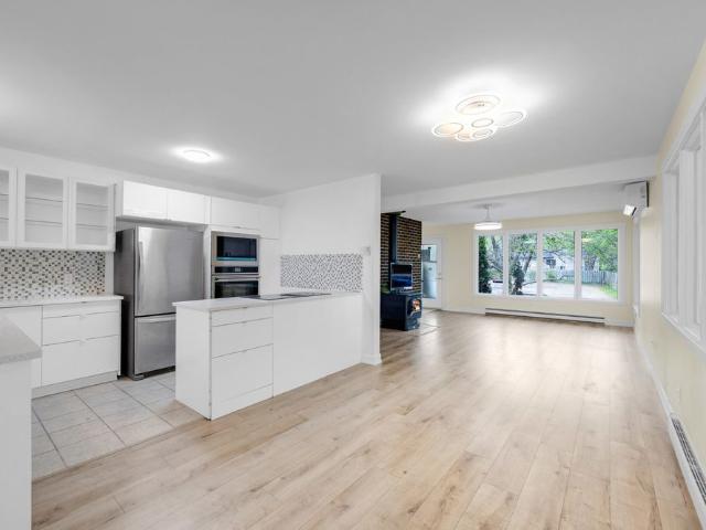 4990 Rue Normand, Montréal Pierrefonds Roxboro, QC H8Z