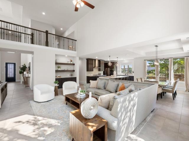 499 Anfield Cir
