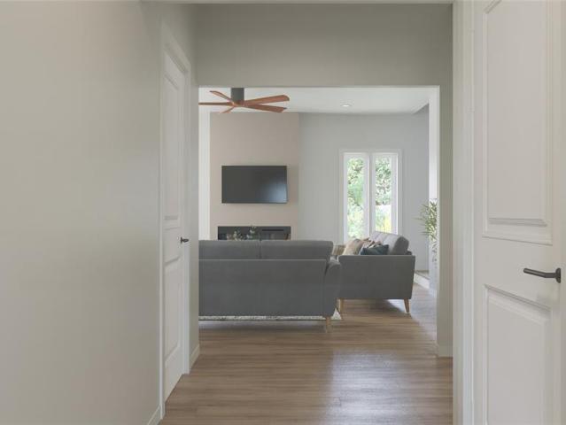 499 Lessie Circle