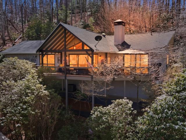 499 Ridgepole Dr, Sky Valley, GA 30537 | MLS #10715