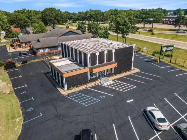 499 W Norton Ave, Norton Shores, MI 49444 MLS 25031452