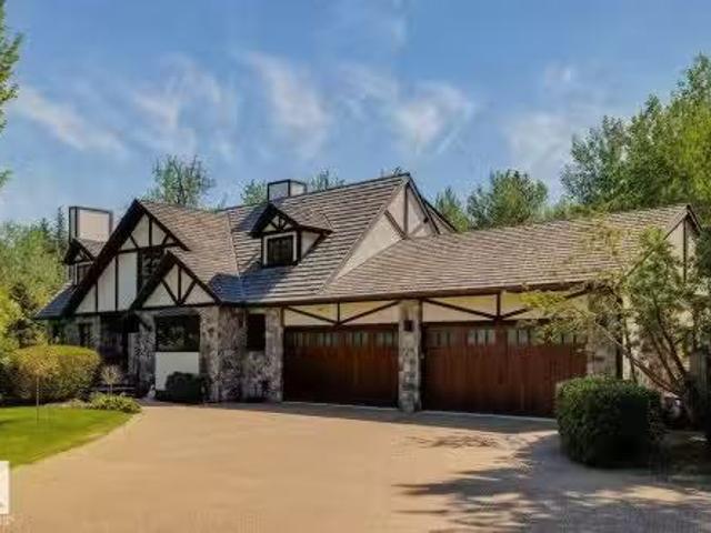 49 52148 Rge Road 231, Rural Strathcona County, AB, T8B 1A6.