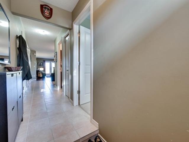 49 10 Woodcrest Ln, Fort Saskatchewan, AB, T8L 0C7 townhouse for sale | Listing ID E4511 | Royal LePage