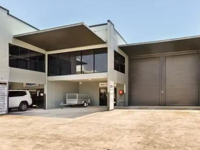 4/9 11 Imboon Street, Deception Bay, QLD 4508 Industrial/War.