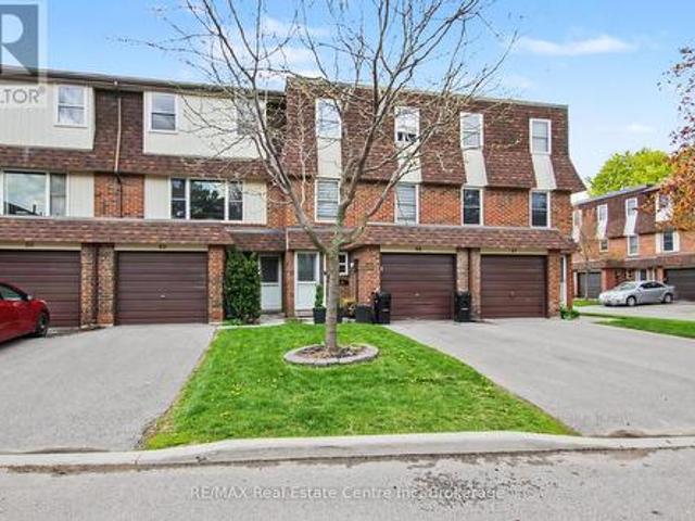 49 371 Bronte Street S, Milton Om Old Milton, ON, L9T 3K5 townhouse for sale | Listing ID W13516 | Royal LePage