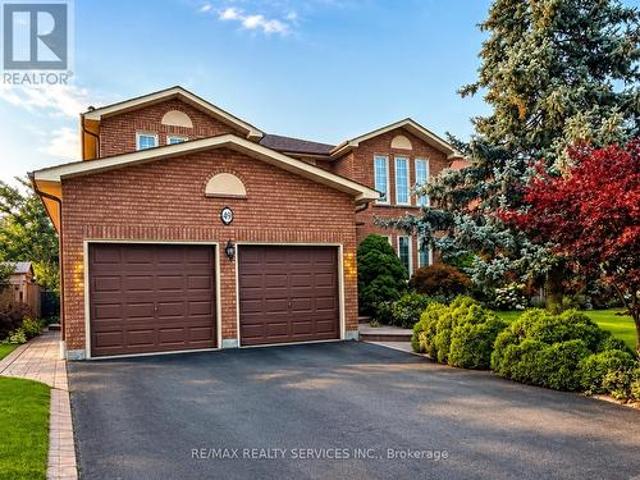 49 Turtlecreek Boulevard, Brampton, ON, L6W 3X8 house for sale | Listing ID W13661 | Royal LePage