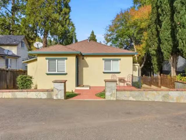 49 W OAK, COLFAX, CA 95713