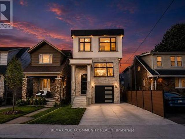 49 Wayland Avenue, Toronto, ON, M4E 3C8 house for sale | Listing ID E13712 | Royal LePage