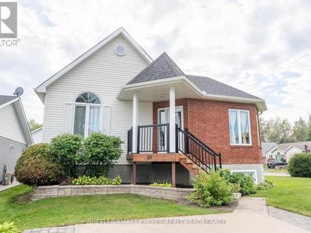 49 Barnhart Drive, South Stormont, ON, K0C 1P0 house for sale | Listing ID X13732 | Royal LePage