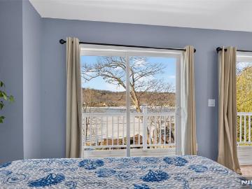 49 Birch Pkwy, Sparta, NJ 07871 | MLS #4027