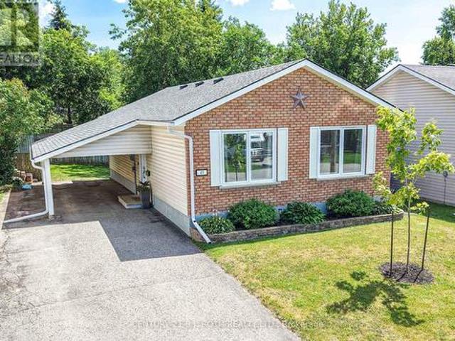 49 Bond Street, Orillia, ON, L3V 1J6 house for sale | Listing ID S13646 | Royal LePage