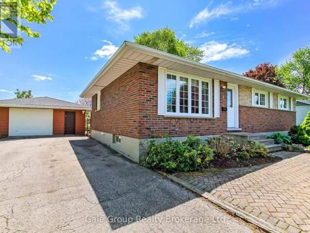49 Briar Drive, East Zorra Tavistock Innerkip, ON, N0J 1M0 house for sale | Listing ID X13658 | Royal LePage