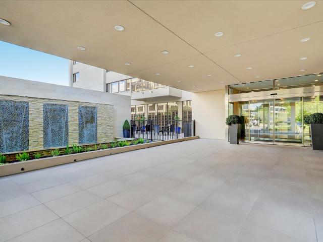 49 Briar Hollow Lane 1503