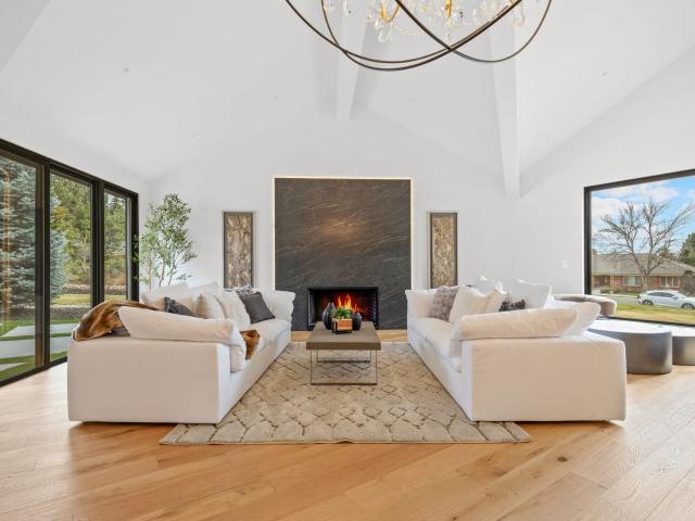 49 Charlou Circle, Cherry Hills Village, US, CO