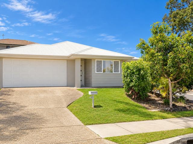 49 Cornelius Drive, AUGUSTINE HEIGHTS, QLD 4300