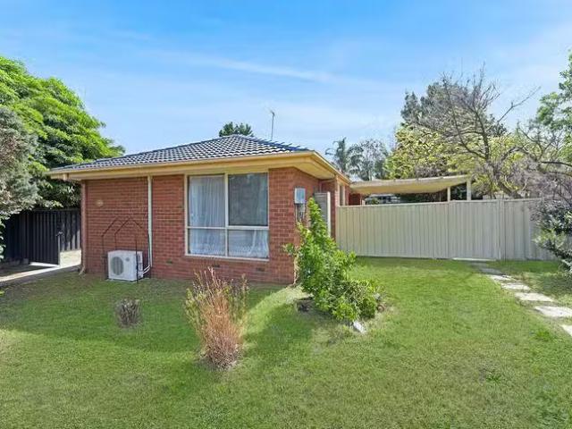 49 Courtenay Avenue, Cranbourne North, VIC 3977