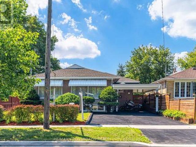 49 Clementine Square, Toronto, ON, M1G 2V9 house for sale | Listing ID E13631 | Royal LePage