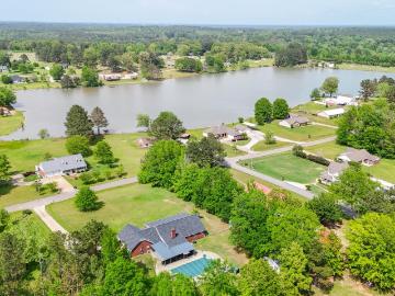 Tishomingo County, Mississippi, USA - Swimming pool
