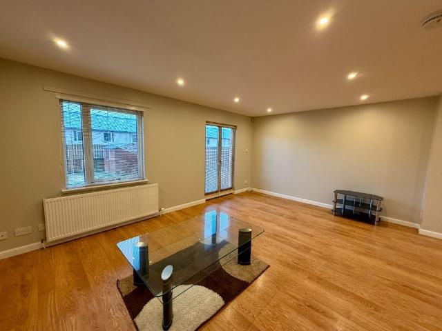 49 Craigie Street, Stobswell, Dundee
