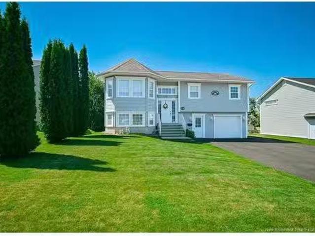 49 Dawson Drive, Oromocto, NB, E2V 4S9 house for sale Listi.