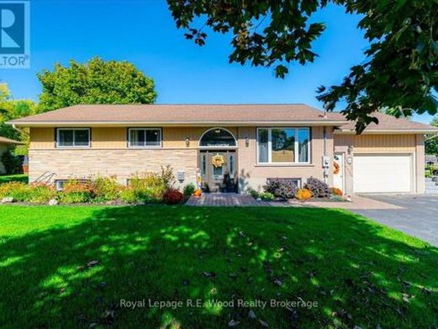 49 Dereham Drive, Tillsonburg, ON, N4G 2B1 house for sale | Listing ID X12830 | Royal LePage
