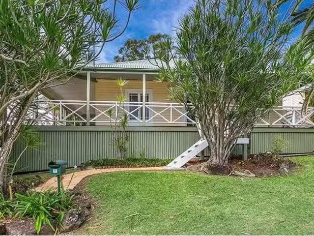 49 Esmonde Street, GIRARDS HILL House for rent Listed by Leig.
