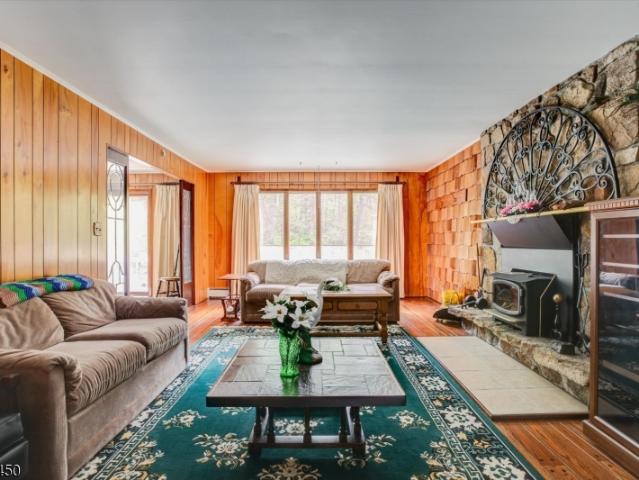 49 Frog Hollow Rd