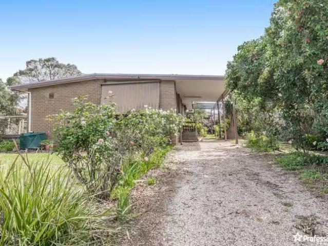 49 Gretel Grove, Melton, VIC 3337