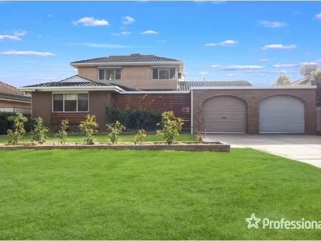 49 Huthwaite Street, Mount Austin House for rent Listed by Im.