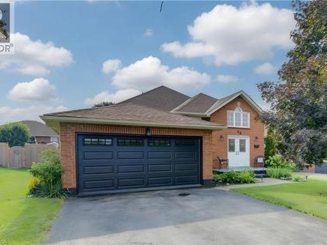 49 King William Street, St. George, ON, N0E 1N0 house for sale | Listing ID 40856 | Royal LePage