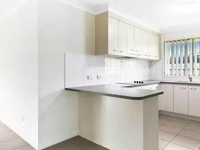49 Moonstone Drive, Urangan, QLD 4655