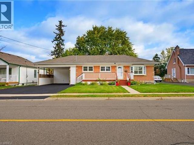 49 Morton Avenue, Brantford, ON, N3R 2N6 house for sale | Listing ID 40864 | Royal LePage