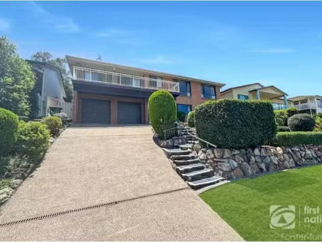 49 Pioneer Drive, Forster House for rent Listed by Natasha Al.
