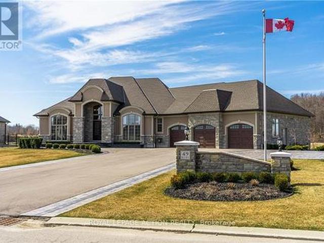 49 Ruijs Boulevard, Brantford, ON, N3T 0E2 Luxury House for sale | Listing ID X13792 | Royal LePage Carriage Trade Luxury Properties