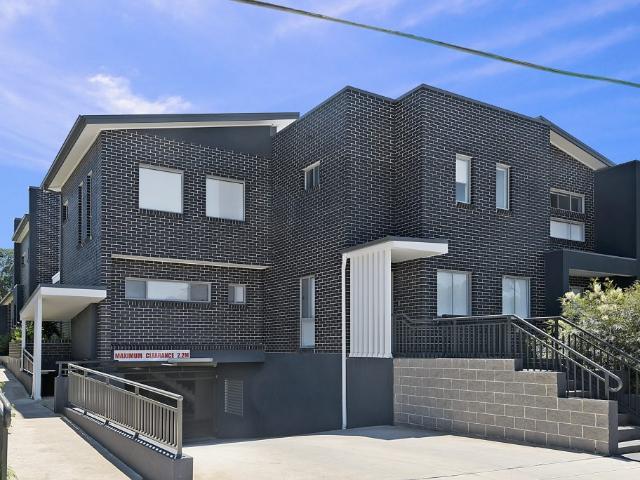 4/9 Sabre Crescent Holsworthy
