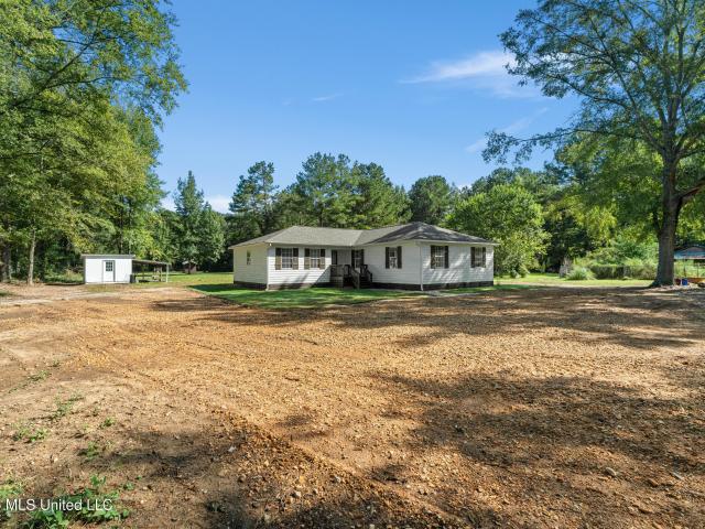 49 Stump Town Road