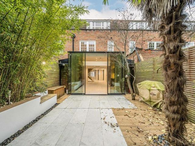 49a Townshend Road, London, NW8 6LJ, United Kingdom | 4 bed house for rent #138932137 | Rentberry